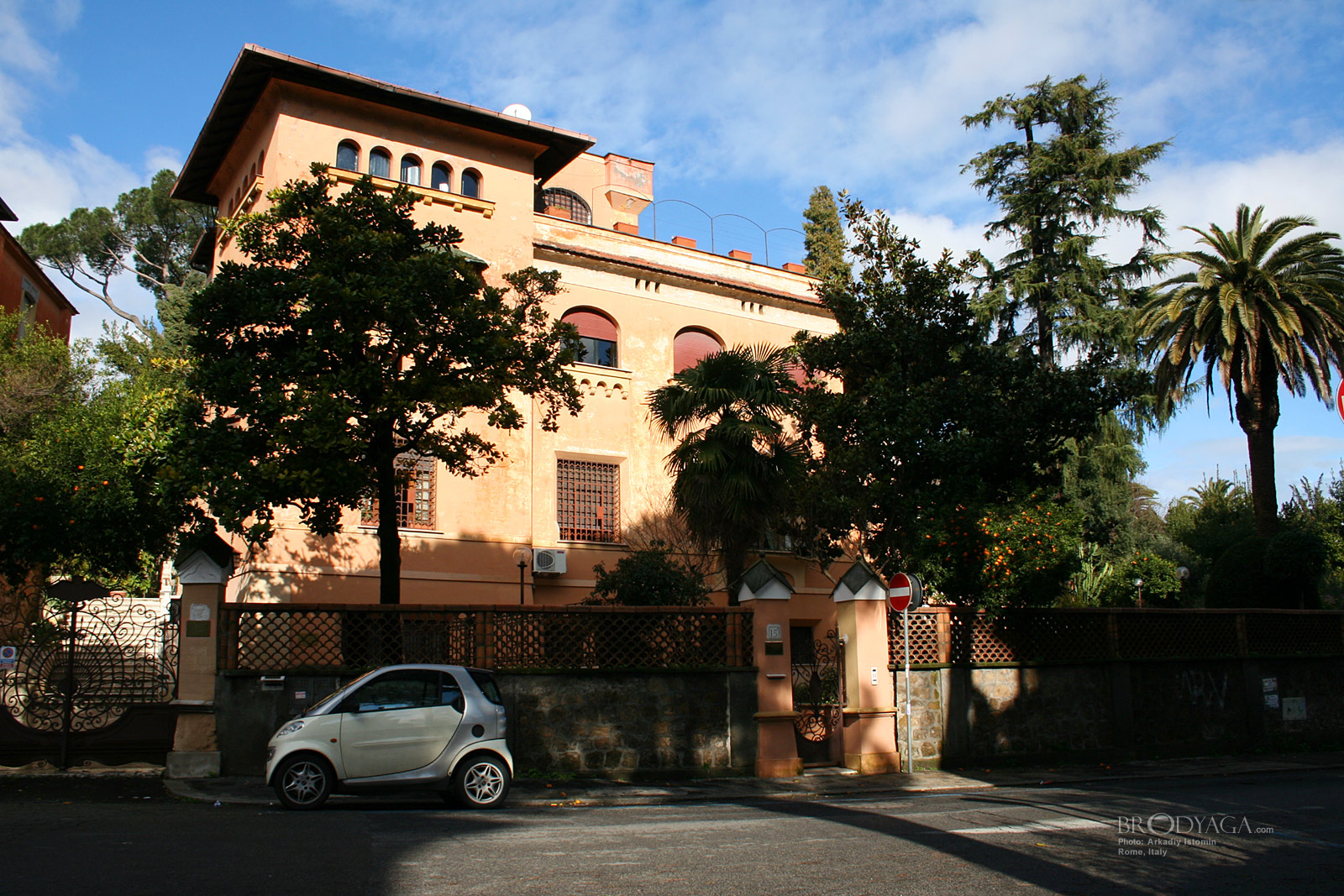 Via di Villa Patrizi, Rome